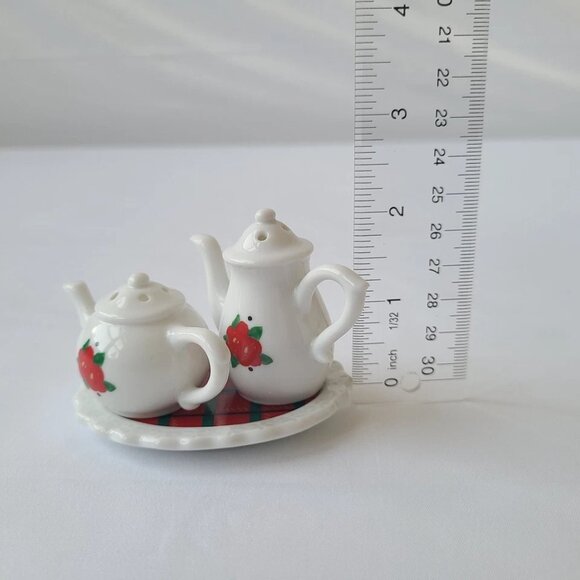 Miniature Porcelain Salt & Pepper Shakers Painted Double Sided Decorative Roses - Picture 7 of 7